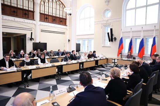 Единую линейку школьных учебников по русскому языку и литературе планируется ввести с 1 сентября 2027 года