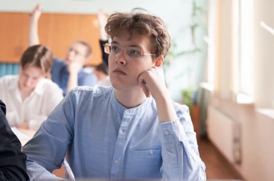 Школьникам на заметку: предварительное расписание ЕГЭ и ОГЭ в 2026 году