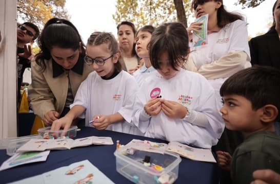 В Душанбе при поддержке Минпросвещения России прошел первый детский фестиваль «Ем, двигаюсь, расту»