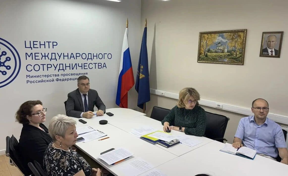 600 тыс. школьников стали участниками мероприятий проекта «Российский учитель за рубежом»