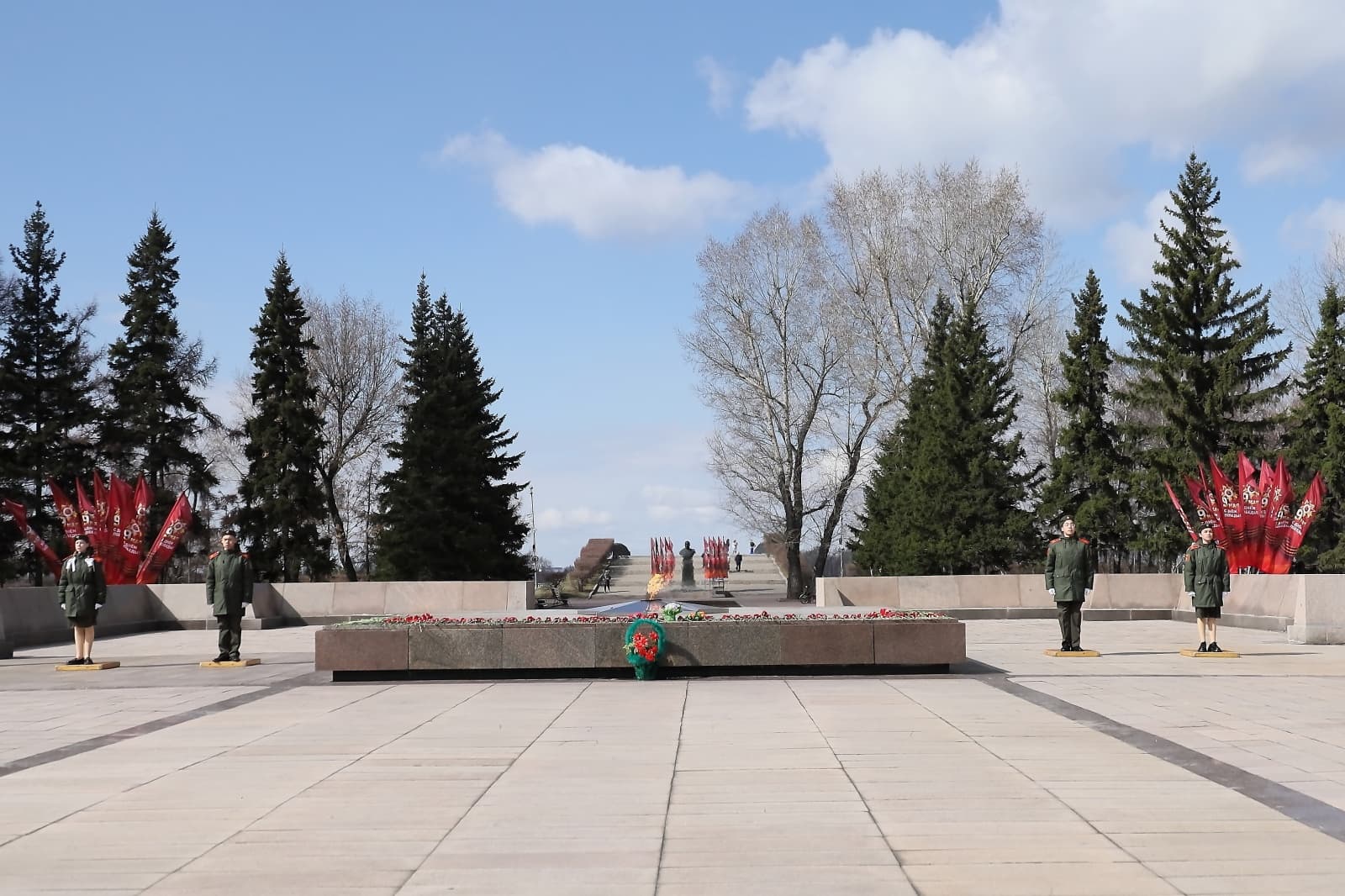 80 иркутских школьников станут часовыми на Посту № 1