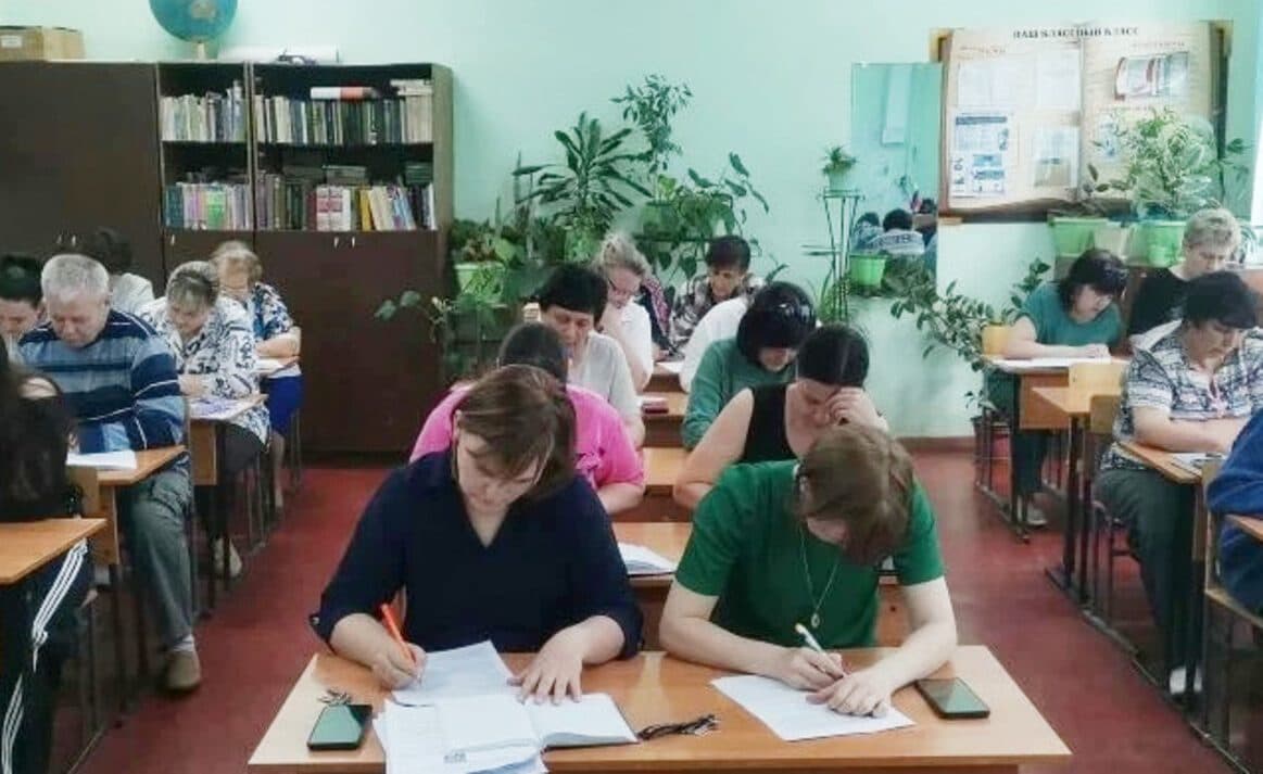 АлтГПУ разработает практические инструменты для учителей по работе с детьми с миграционной историей