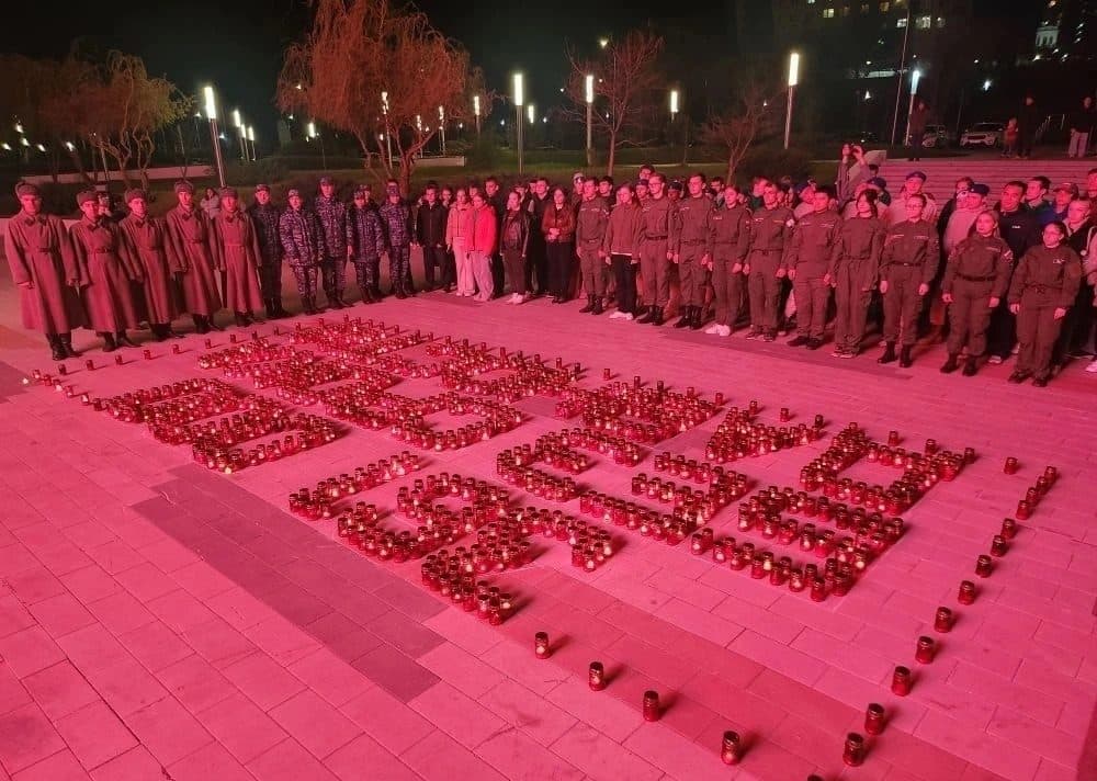 Более 100 волгоградских студентов объединила акция «Огненные картины войны»