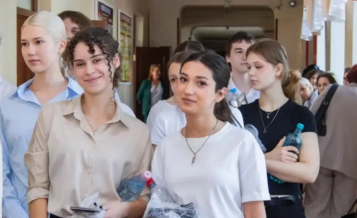 Более 3,5 тысячи абитуриентов подали документы в колледжи и техникумы ЛНР