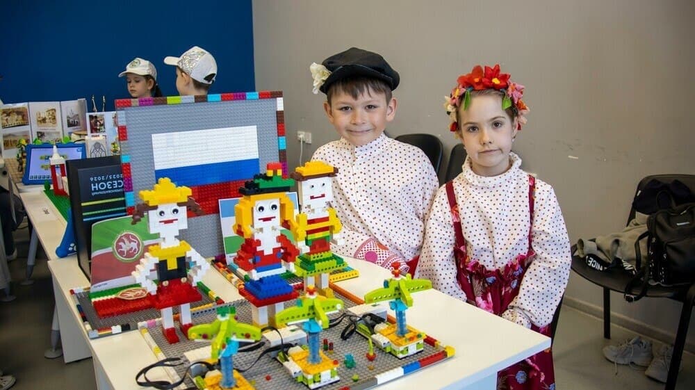 Фестиваль «Лего-крошка–2026» в центре «IT-куб» Южноуральска объединил дошкольников и младшеклассников