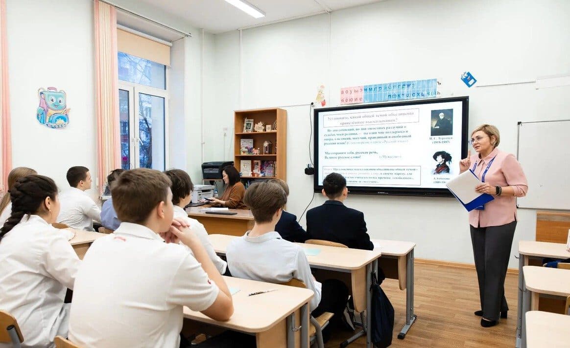 Педагоги русских школ за рубежом присоединятся к командному конкурсу проекта «Флагманы образования»