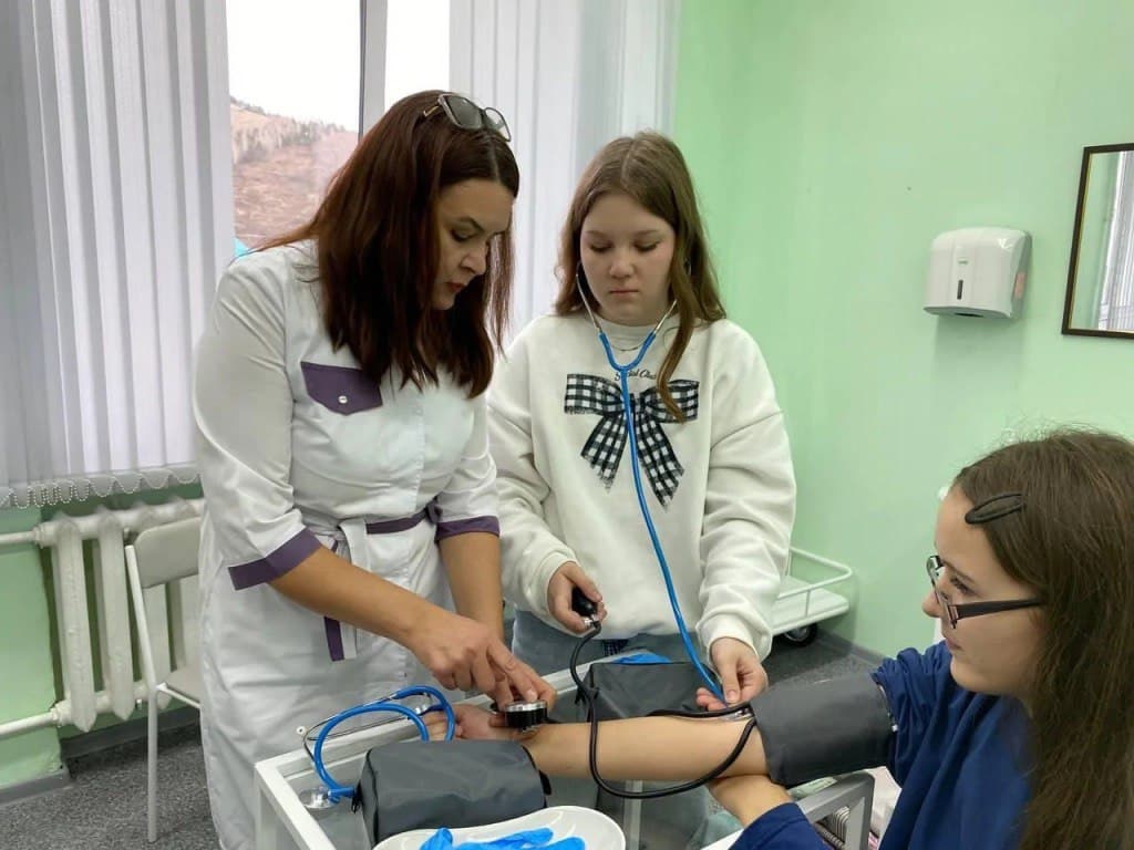 Пять тысяч алтайских школьников стали участниками профориентационных мероприятий