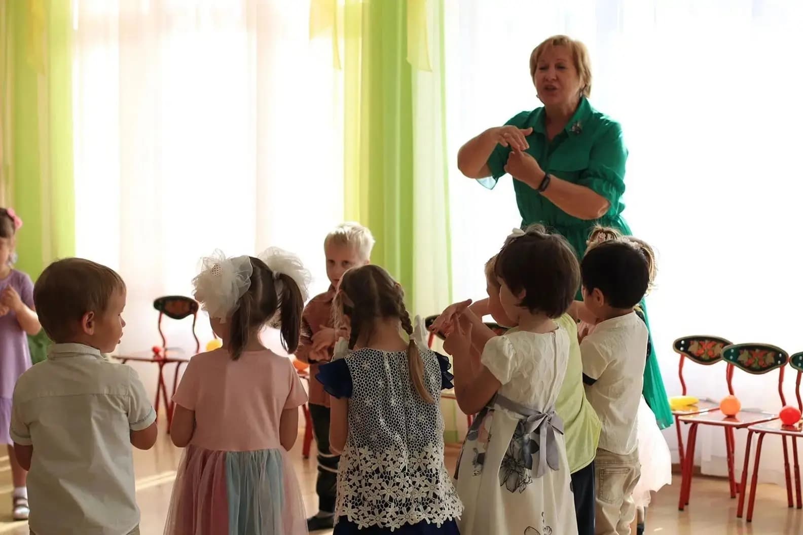 Региональные этапы трёх профессиональных конкурсов собрали 70 иркутских педагогов