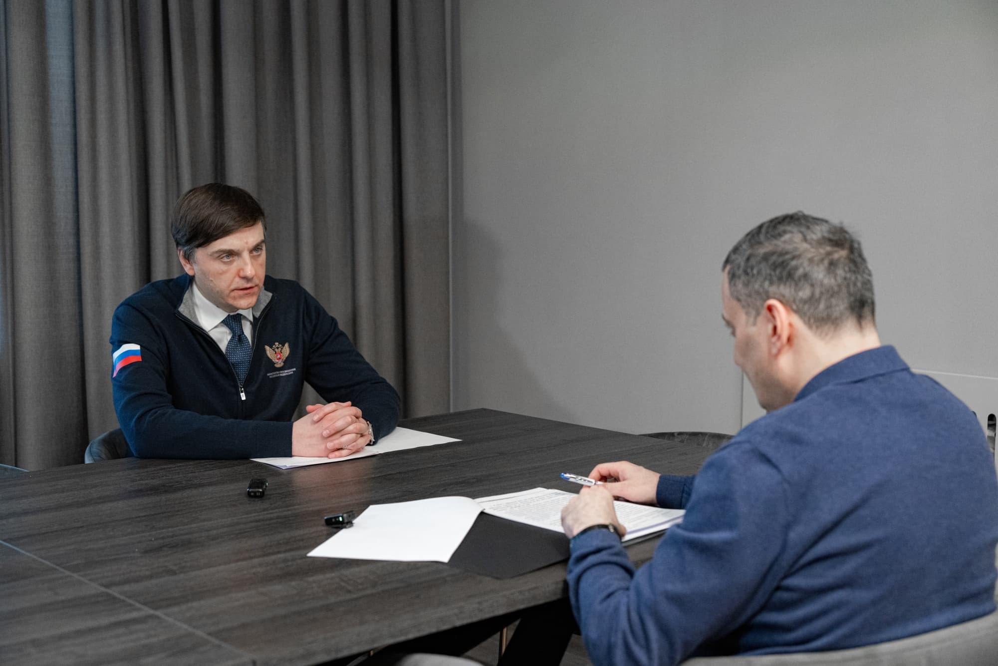 Сергей Кравцов сообщил о продлении особого формата проведения ГИА в Курской области в 2026 году