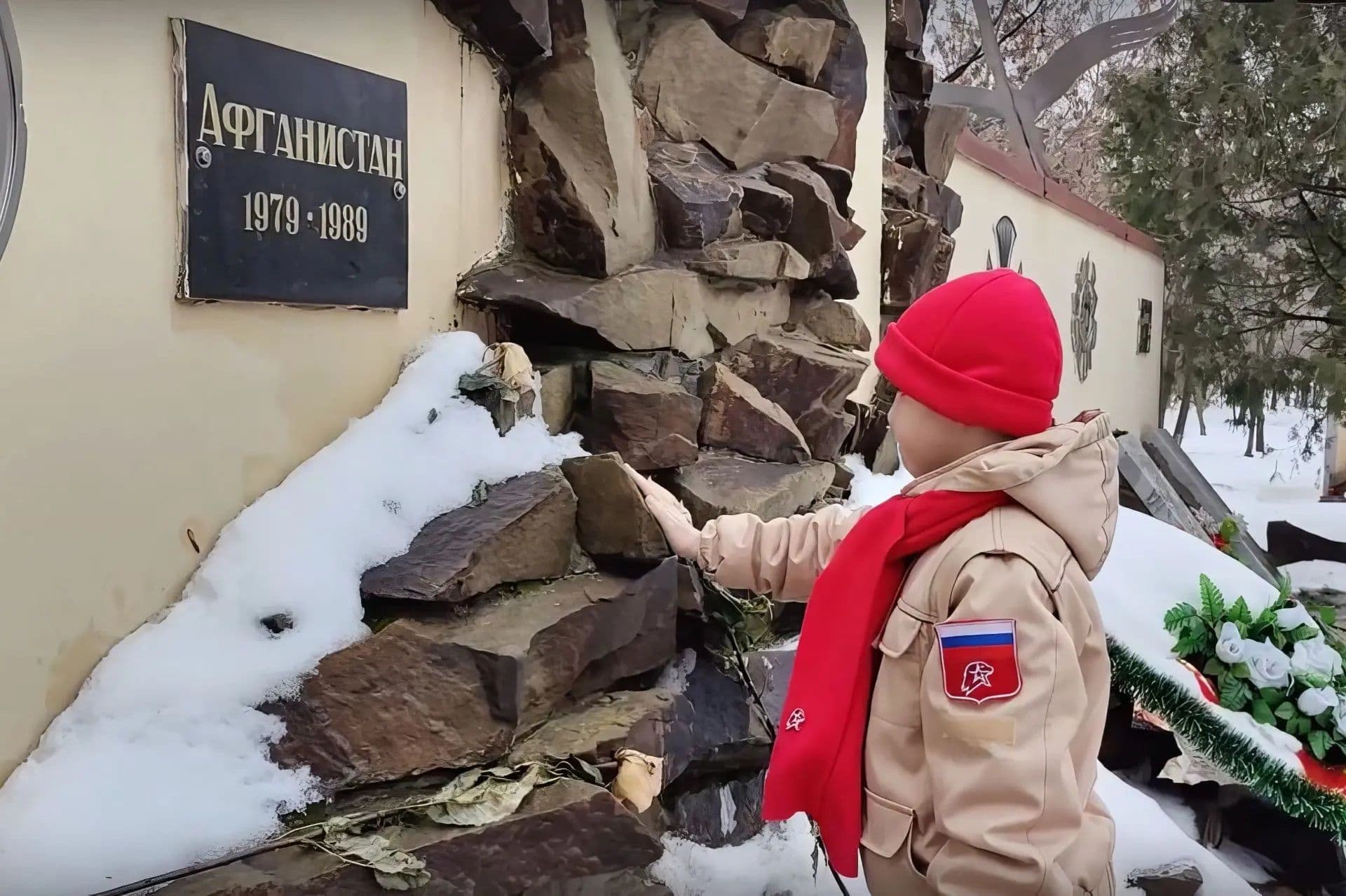 Школьники и студенты Ростовской области взяли у защитников Отечества более 450 интервью