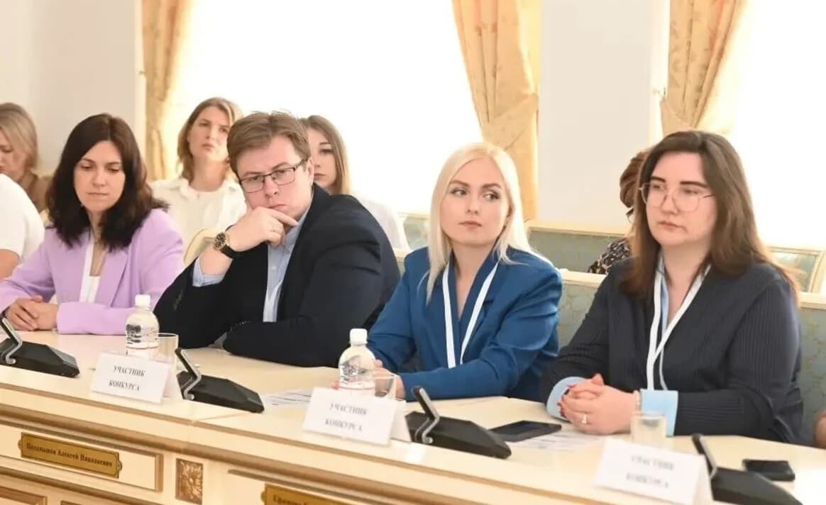 Учёные ХГПУ изучили, как студенты воссоединённых регионов РФ видят своё будущее