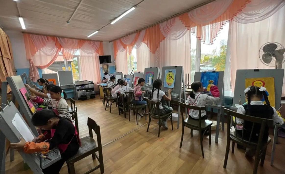 В дни каникул в Туве для школьников открыли 342 досуговых центра