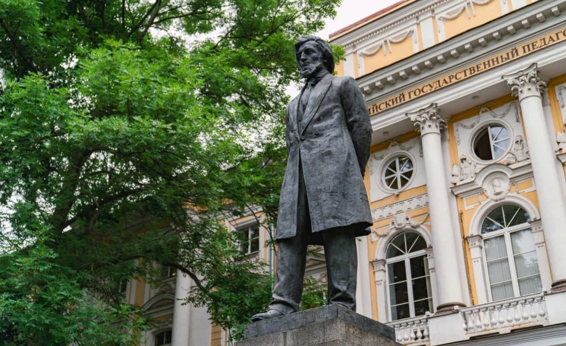В Герценовском университете появится центр физической реабилитации