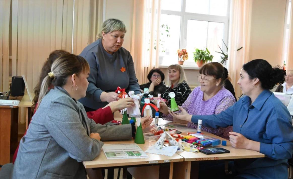 В Кировской области для дошкольных педагогов провели «Лабораторию педагогического мастерства»