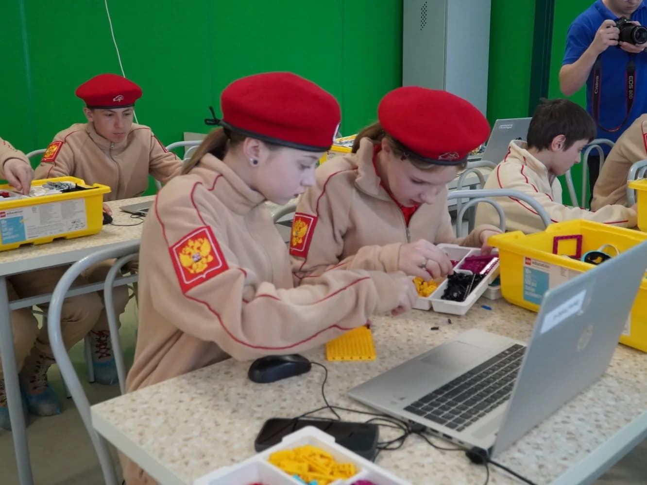 В Кизляре после реконструкции открыли детский оздоровительный лагерь «Юность»