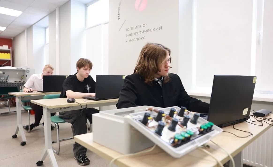 В колледжах Подмосковья в 2026/27 учебном году появятся девять новых специальностей