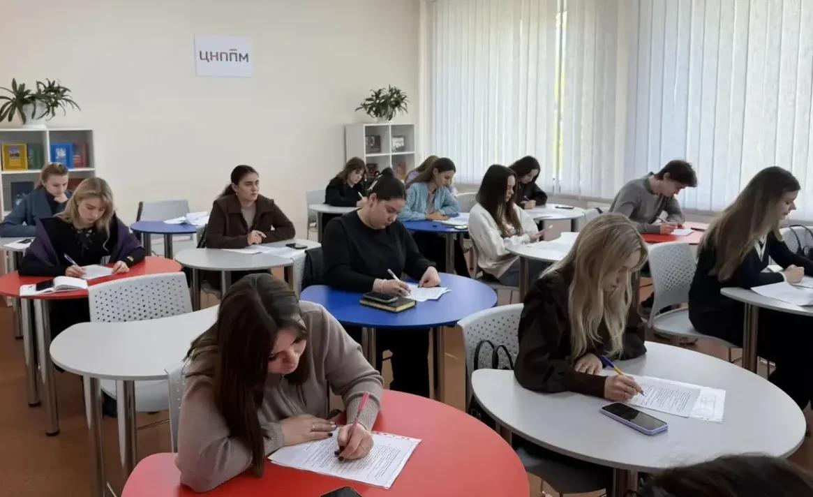 В ЛГПУ молодым педагогам рассказали, как легче пройти период адаптации к работе