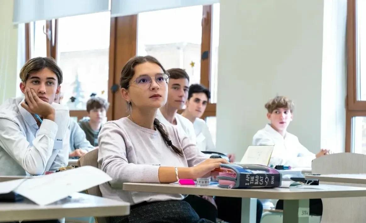 В Подмосковье количество предпрофессиональных классов выросло с 2,5 до 3,5 тысячи