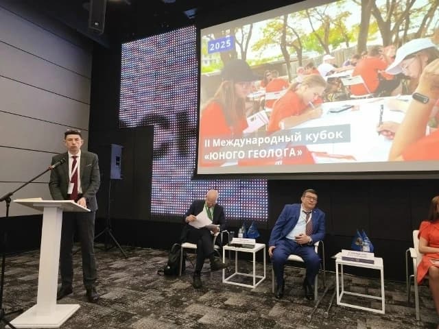 В «Смене» будут сопровождать выпускников профориентационной программы по геологии