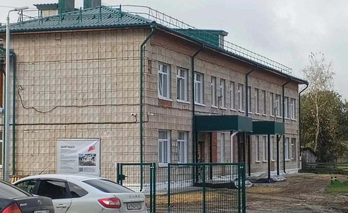 В Томской области завершается ремонт сельской школы со 100-летней историей