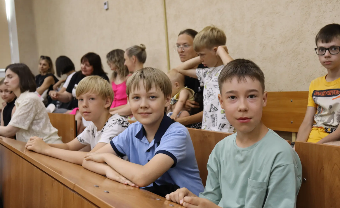 VI Летняя естественно-научная школа ОмГПУ объединила 90 школьников